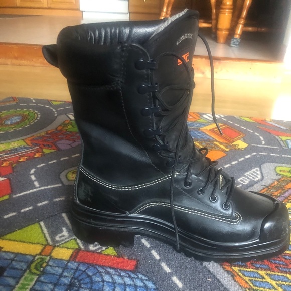 Unisex safety boots - Picture 5 of 7